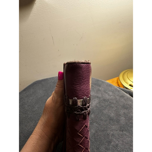 Bottega Veneta Purple Leather Long Snap Wallet w/ Woven Detail - Picture 6 of 15